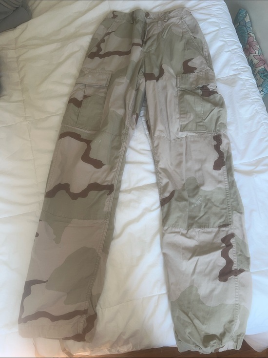 Urban Outfitters Other - Urban Outfitters Camo Cargo Pants in Tan and Brown